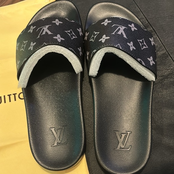 Louis Vuitton slides - Picture 5 of 7
